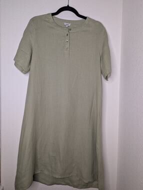 Nulu Womens 100% Green Linen Dress M 1/4 Button Travel Casual Coastal Beach Chic